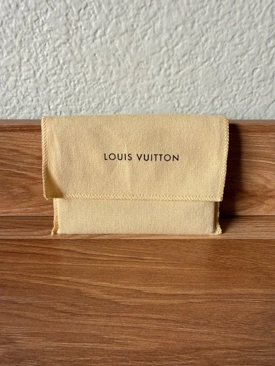 Louis Vuitton Monogram Canvas Brown and Tan Card Holder - Picture 9 of 10